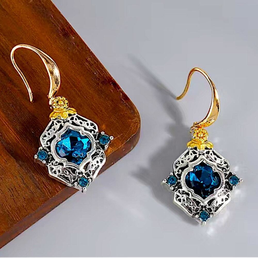 Vintage Blue Topaz Crystal Zircon Two Tone Dangle Earrings - Picture 4 of 5